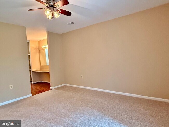 Building Photo - 2930 Yarling Ct