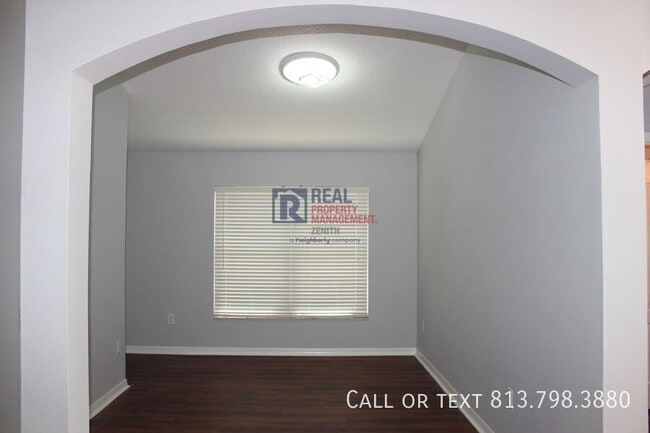 Building Photo - 31215 Wrencrest Dr