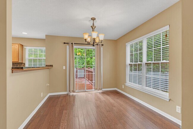 Building Photo - Awesome 3BR/2BA home near Percy Priest!