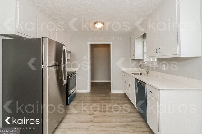 Building Photo - 210 Deer Pkwy