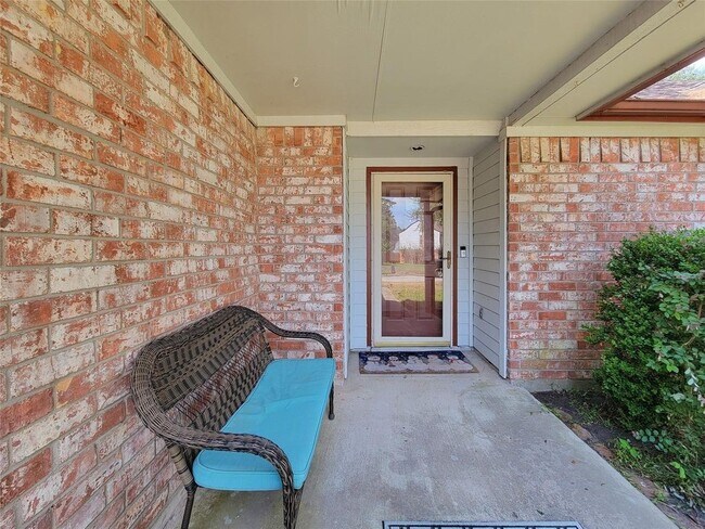 Building Photo - 25303 Avery Hill Ln