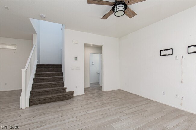 Building Photo - 8045 Skye Foxx St