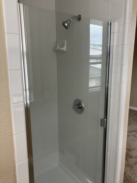 Building Photo - 1526 Everett St