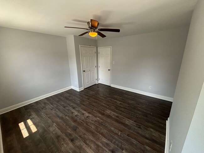 Building Photo - Charming 3-Bedroom Home in Desirable Bridg...