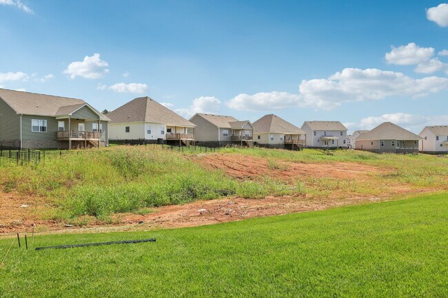 Building Photo - 383 Kingland Ln