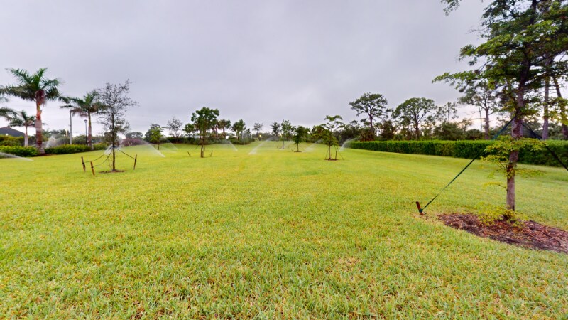 Building Photo - 15888 Honeysuckle St