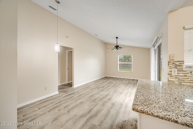 Building Photo - 2540 Wild Wood Dr