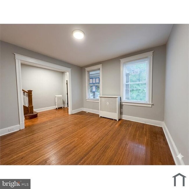 Building Photo - 303 Webster St NW