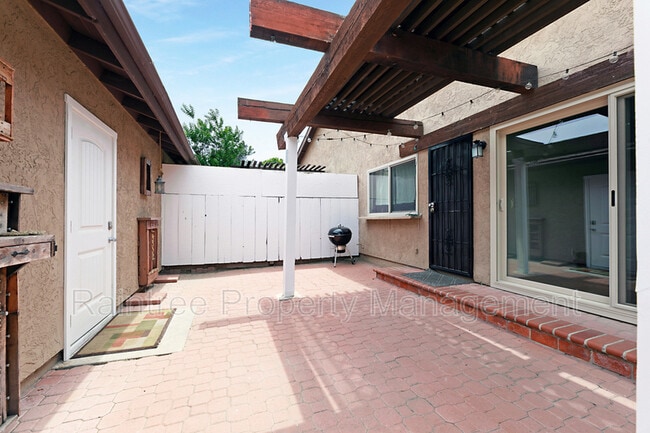 Building Photo - 3432 Orchard Way
