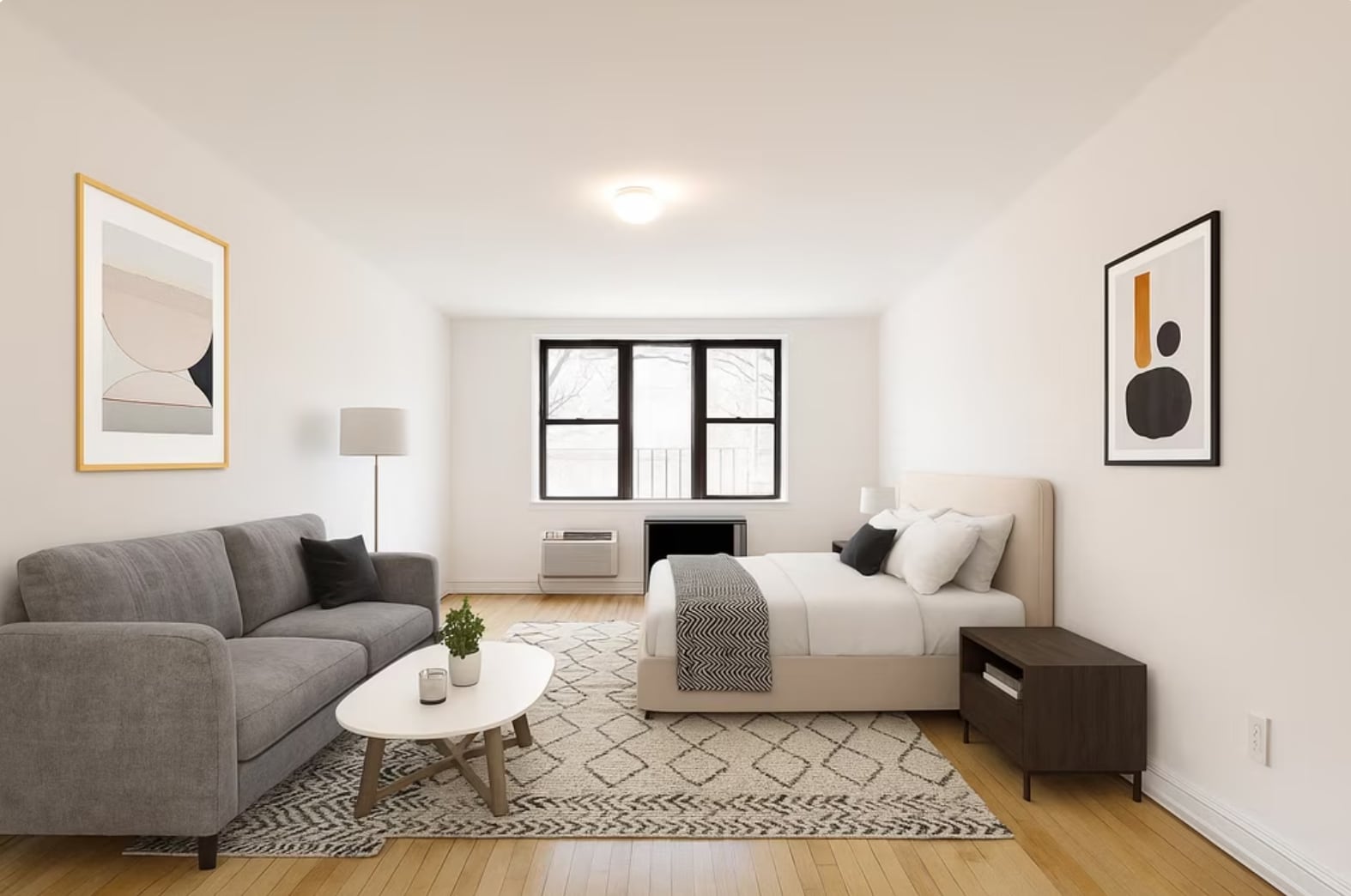 Building Photo - 156 E 83rd St