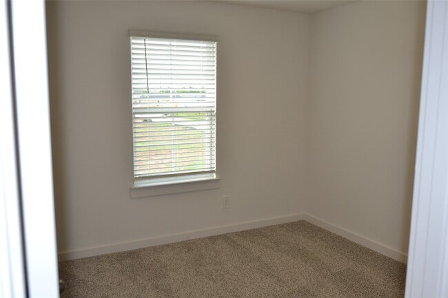 Building Photo - 1607 Portorosso Dr