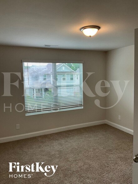 Building Photo - 5513 Cobblestone Glen Dr