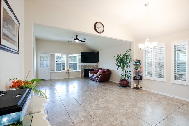 Building Photo - 15007 Miller Meadows Ln