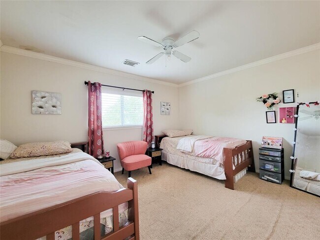 Building Photo - 11811 Champions Grove Ln