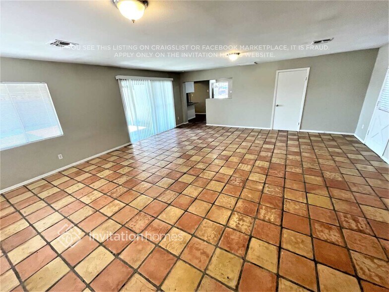 Building Photo - 8401 W Turney Ave
