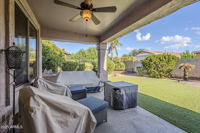 Building Photo - 4269 E Cassia Ln