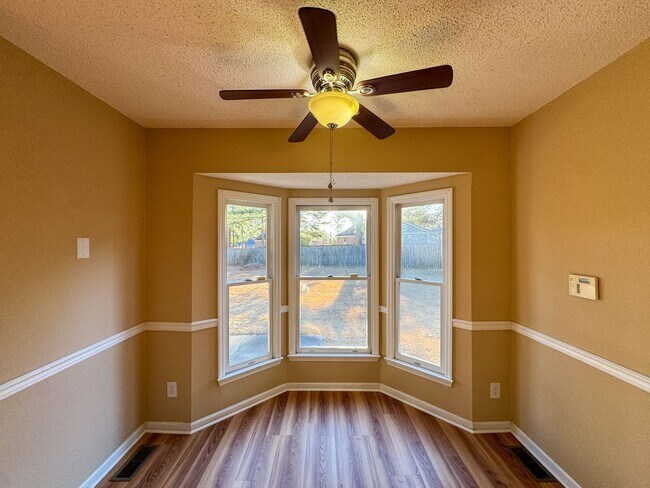 Building Photo - Charming 3 Bed 2 Bath Home in Jack Britt