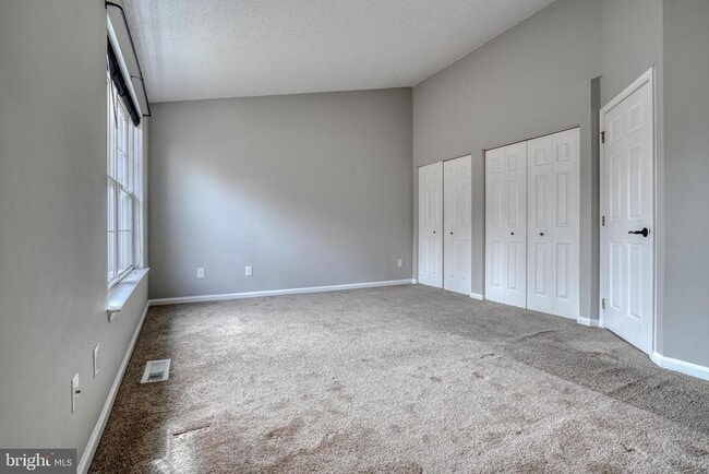 Building Photo - 1453 Golden Rod Ct