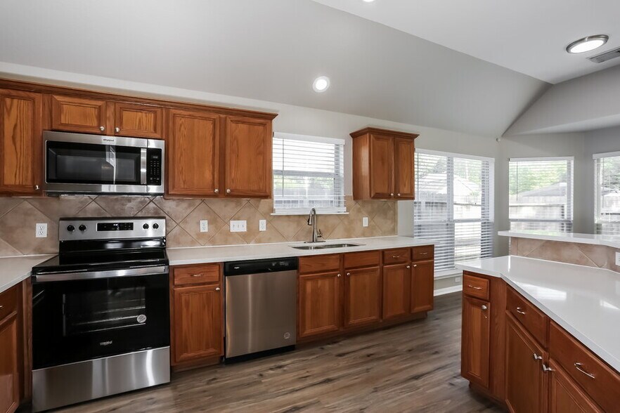 Building Photo - 722 Neap Ct