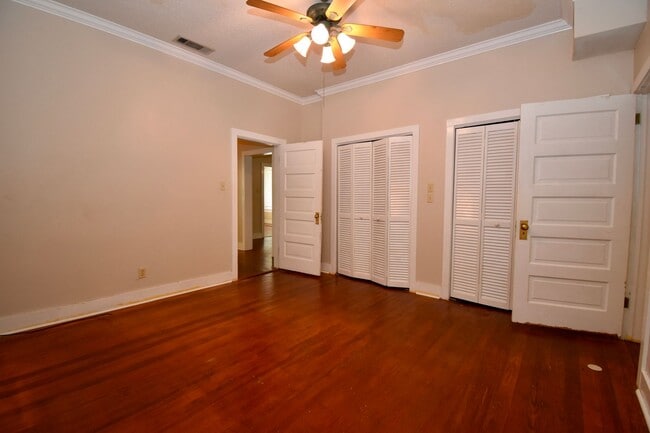 Building Photo - Cute Two Bedroom House, Close to LA Tech!