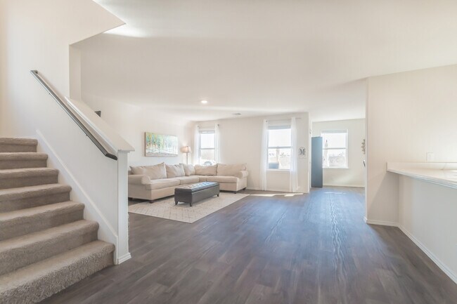 Building Photo - 8226 Blue Canal