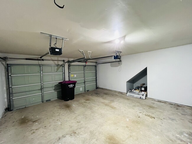 Building Photo - 23134 N Waterlake Dr