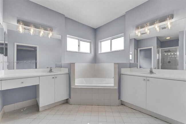 Building Photo - 22457 SW 94th Path