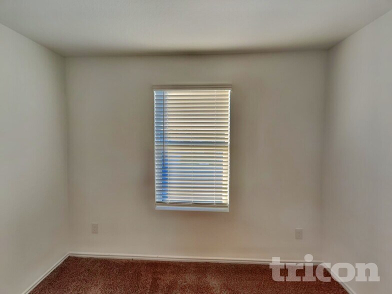 Building Photo - 5927 Forenoon Dr