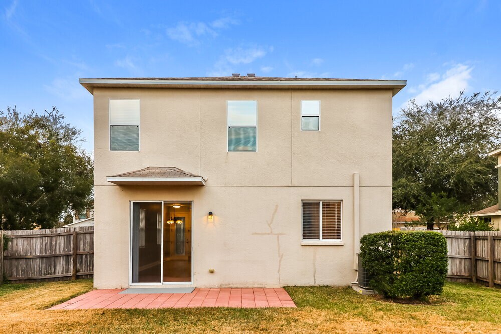 Building Photo - 9548 Simeon Dr