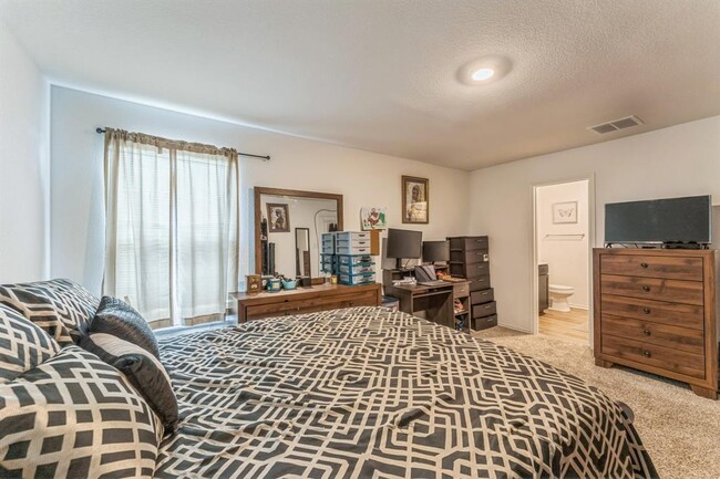 Building Photo - 232 Rancho Del Cielo Ln