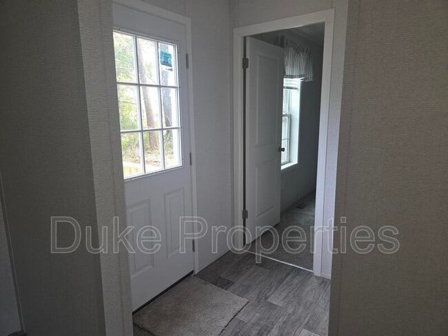 Building Photo - 635 Kilkenny Dr