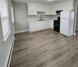 Building Photo - 2015-2017 Corbin Ave
