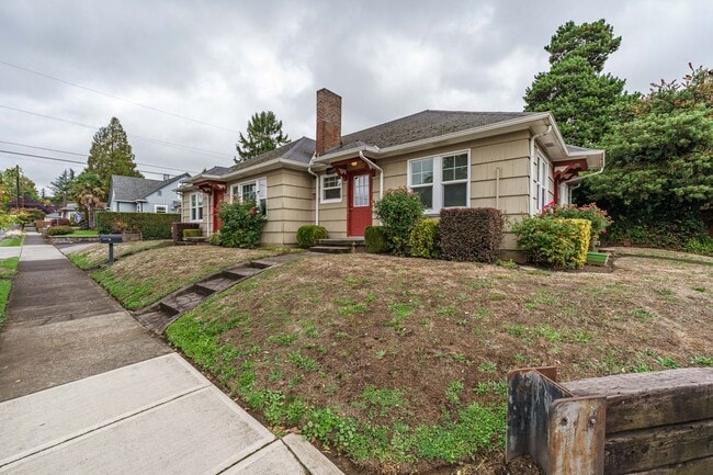 Building Photo - Rushbanks