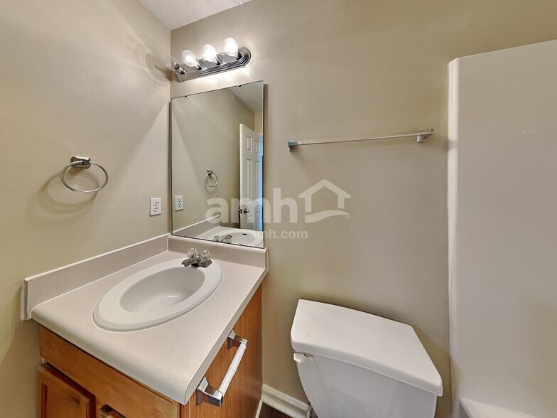 Building Photo - 3134 Marcony Way