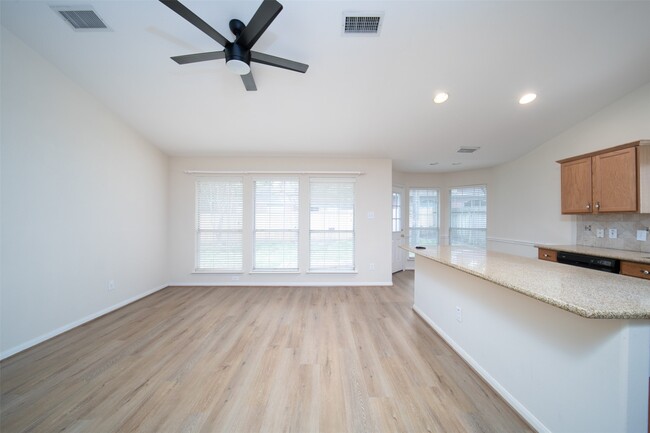 Building Photo - 18 Painted Canyon Pl