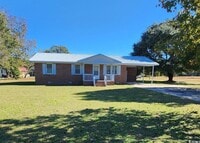 Building Photo - 220 Flag Patch Rd