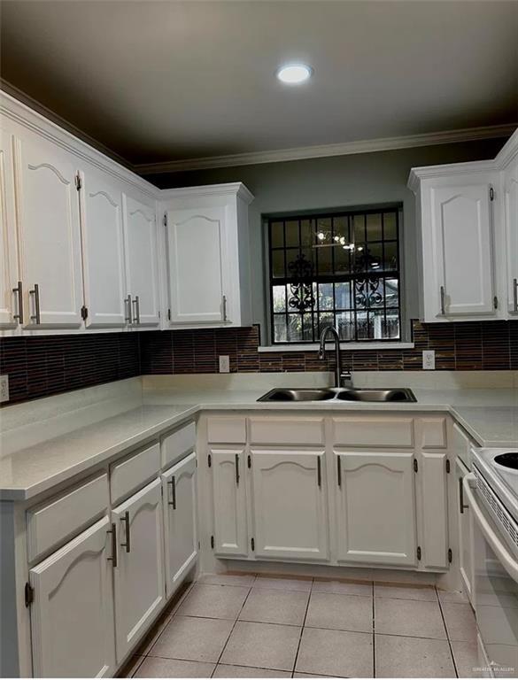 Building Photo - 317 Whitewing Dr