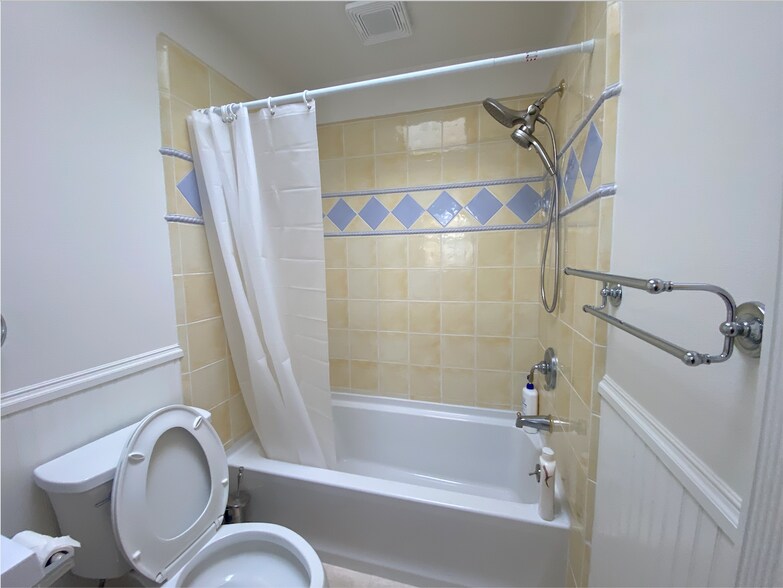 Newly renovated bathroom - 9 Scenic Ave