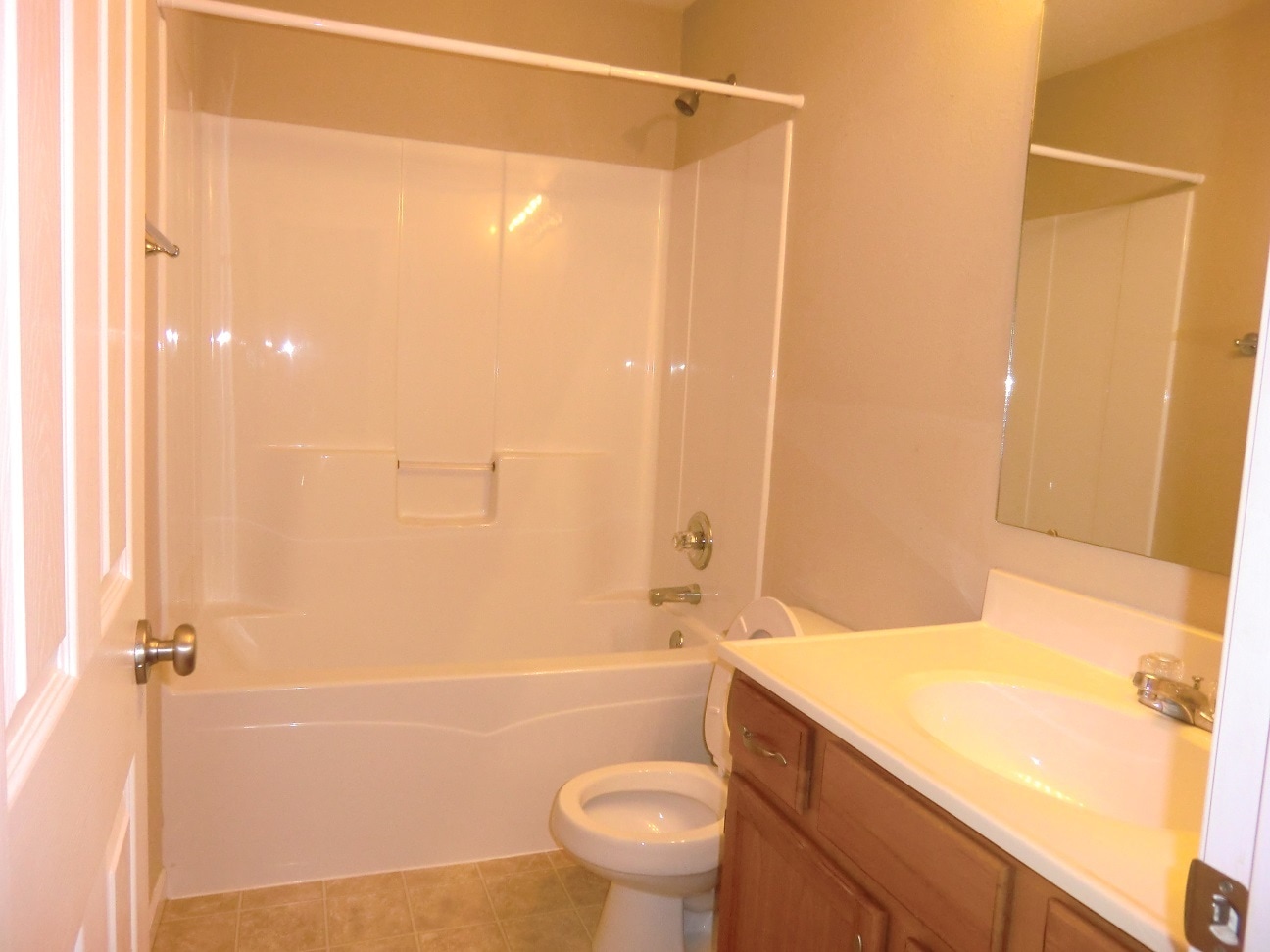 Building Photo - 1802 Sir Lancelot Dr
