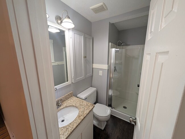 Building Photo - 808 Leprechaun Ln