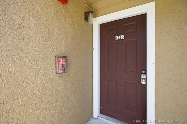 Building Photo - 10581 SW 155th Ct