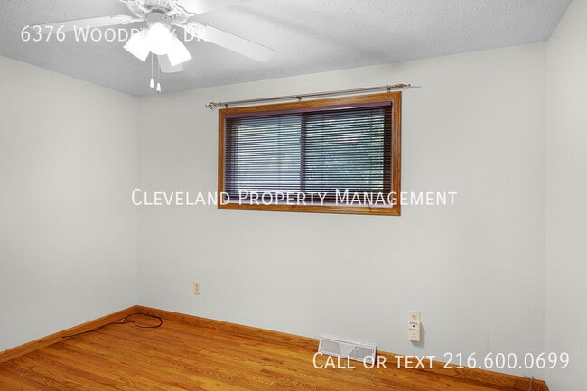 Building Photo - 6376 Woodbury Dr
