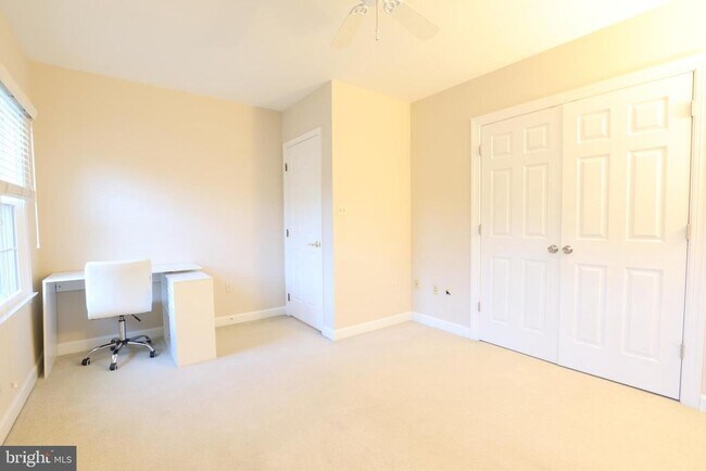 Building Photo - 6732 Rock Brook Dr