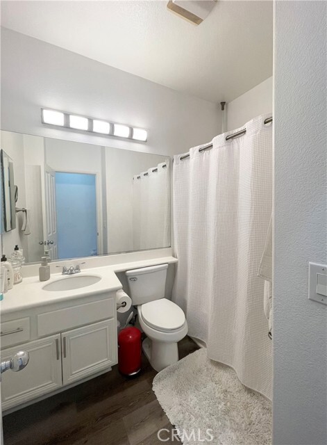 Building Photo - 1210 Mendez Dr