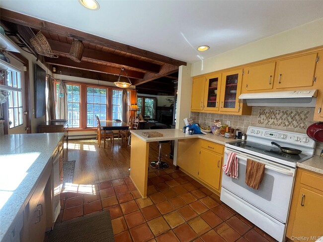 Building Photo - 106 Laurel Ln