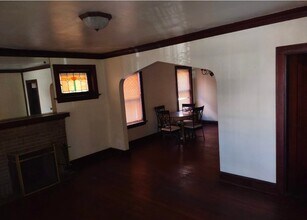 Building Photo - 4846 Penrose St
