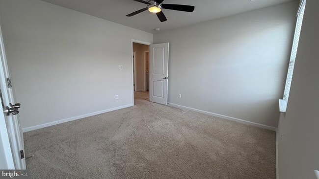 Building Photo - 35 Signal Knob Cottage Dr