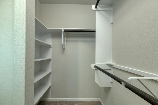 Building Photo - 6045 Urbano Bnd