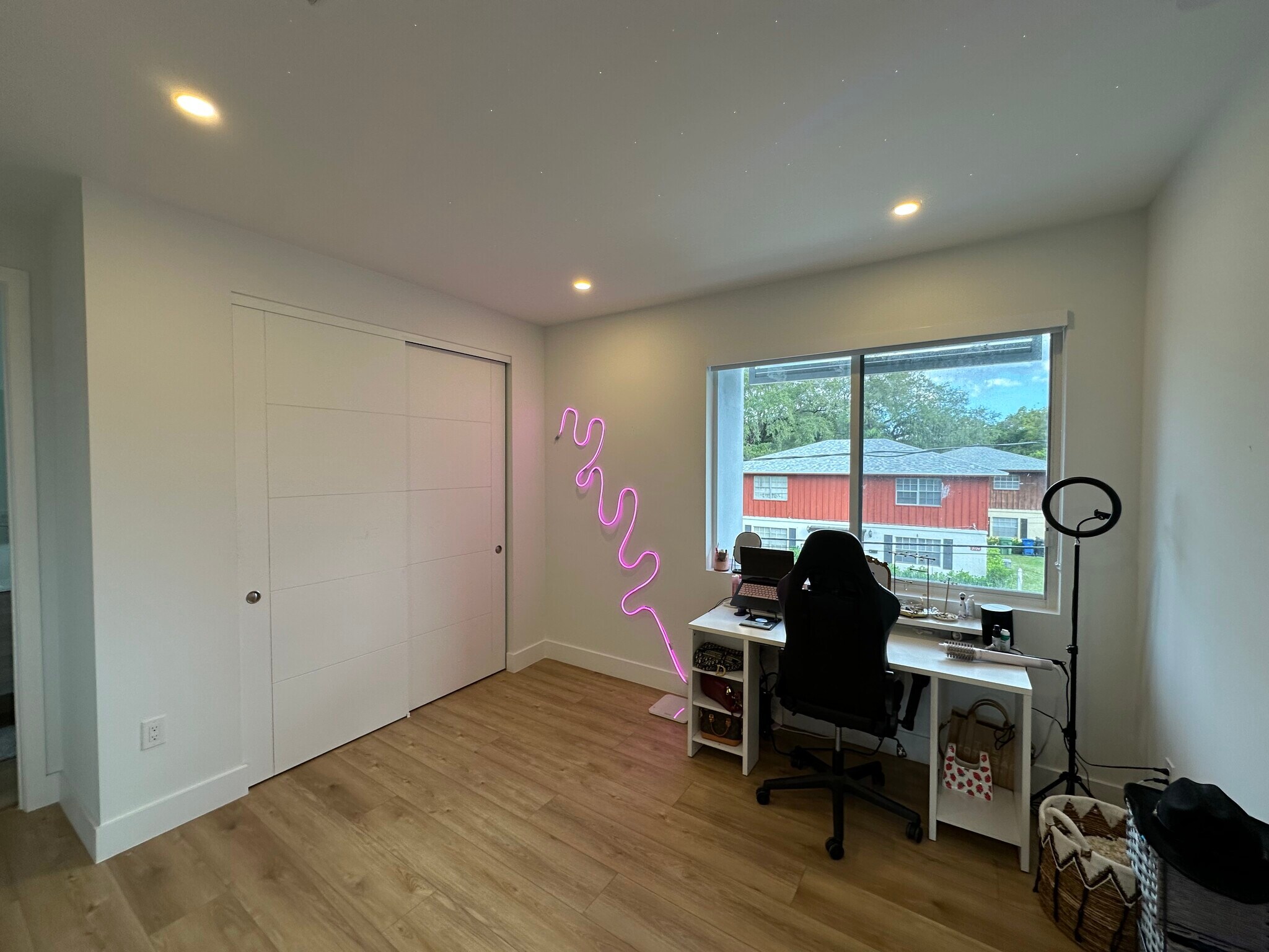 Building Photo - 2109 SW 18th Ave