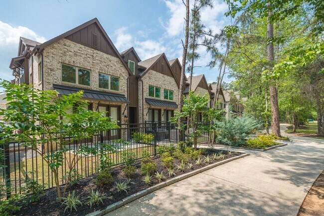 Building Photo - 2708 Woodforest Pkwy N